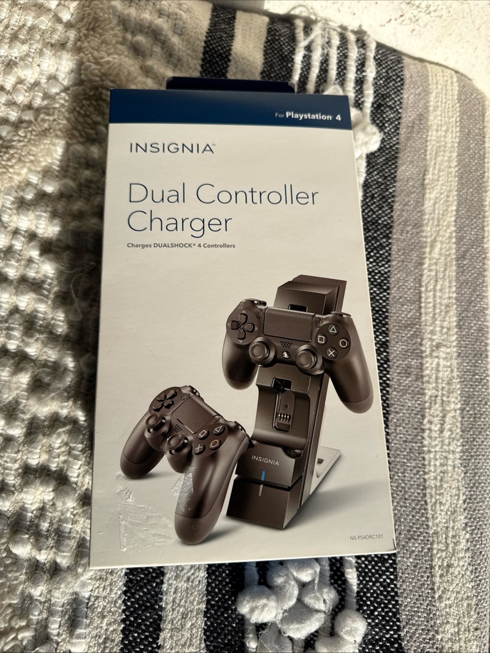 Dual Controller Charger for PlayStation 4 - Brown